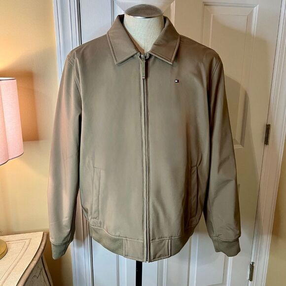 NWOT Men's Tommy Hilfiger The Flex Water Resistant Bomber Style Jacket Sz LARGE - Picture 2 of 4
